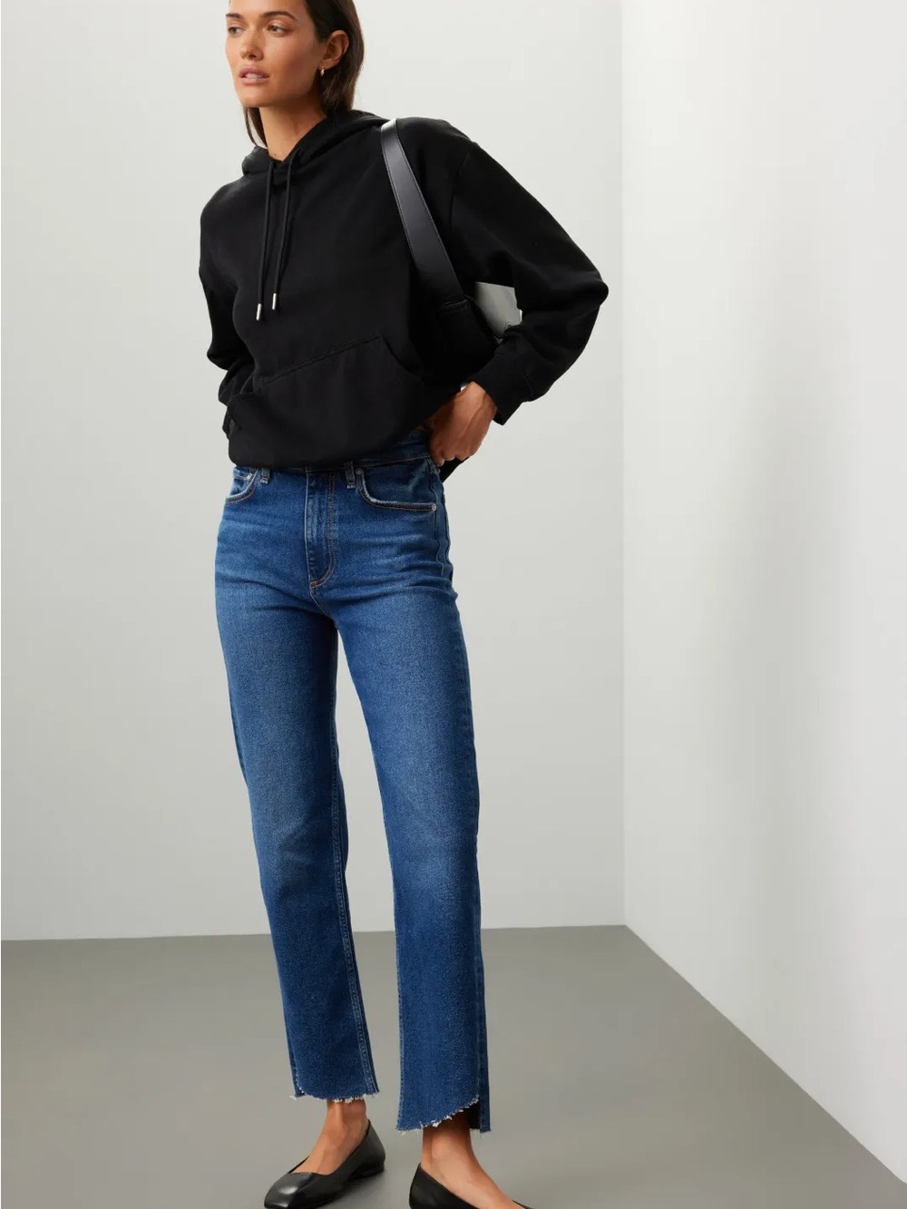 Rag & Bone Harlow Mid-Rise Straight Raw Hem